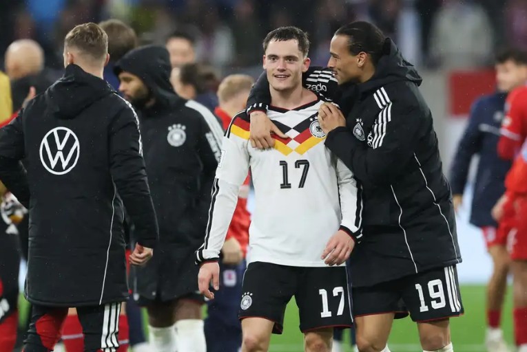 Nick Woltemade ฮีโร่ช่วยชีวิต!