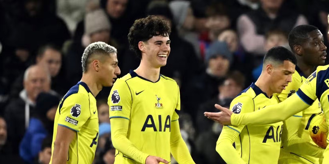 Archie Gray’s ช่วยไว้ สเปอร์สต้องไล่นักเตะที่ ออกไป ufa345